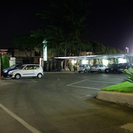 Meridiano Hotel Napoli Bagian luar foto