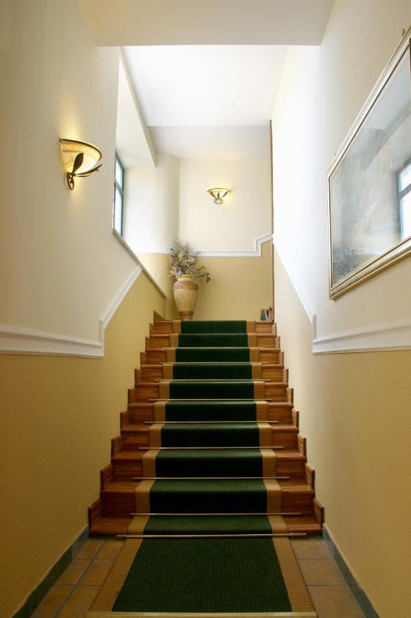 Meridiano Hotel Napoli Bagian luar foto