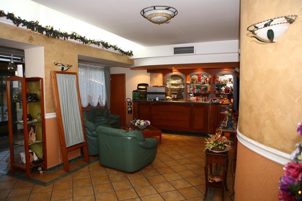 Meridiano Hotel Napoli Bagian luar foto