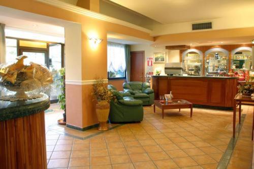 Meridiano Hotel Napoli Bagian luar foto