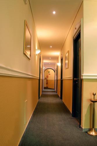 Meridiano Hotel Napoli Bagian luar foto